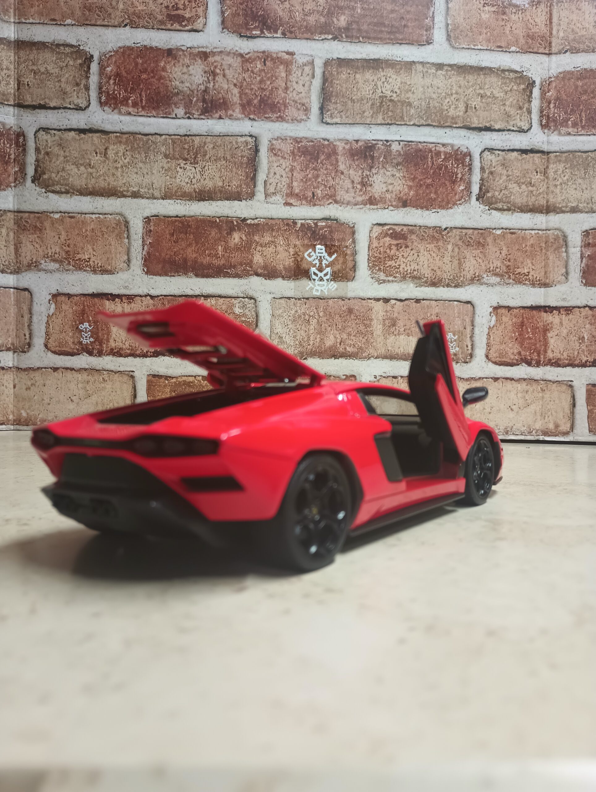 LAMBORGHINI COUNTACH LPI800-4 DIECAST BY WELLY - Imagen 4