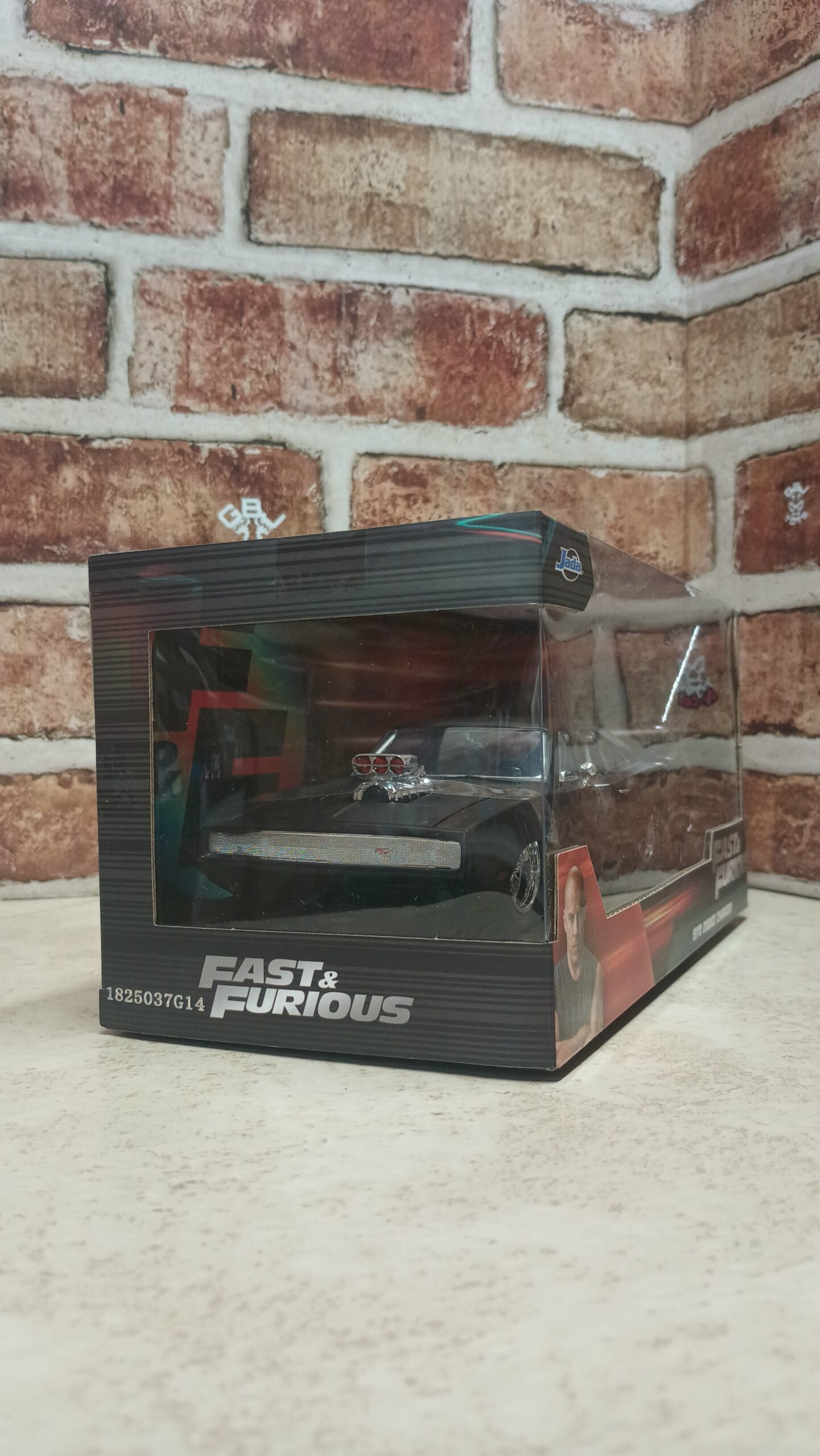 1970 DODGE CHARGER FAST & FURIOUS 1:24 DIECAST BY JADA - Imagen 2