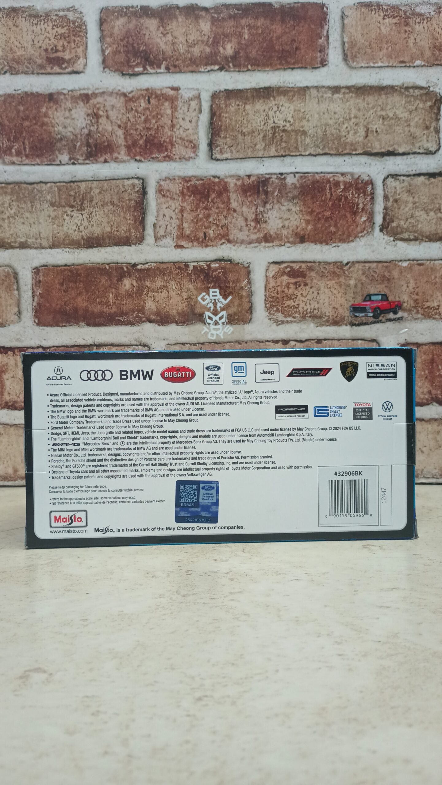 1993 FORD MUSTANG SVT COBRA 1:24 by Maisto - Imagen 5
