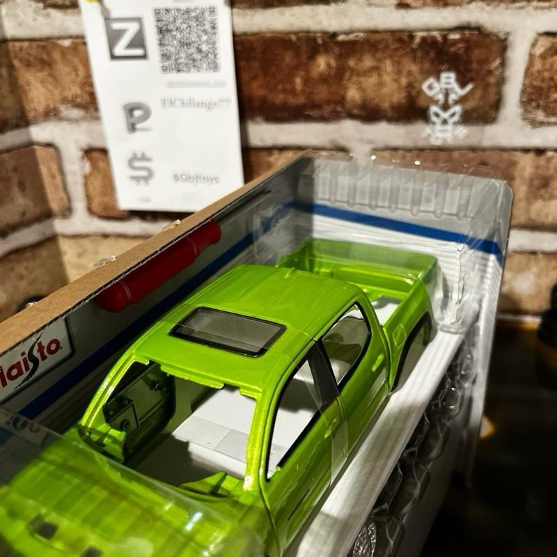 2023 TOYOTA TACOMA TRD PRO 1:27 DIECAST BY MAISTO - Imagen 5