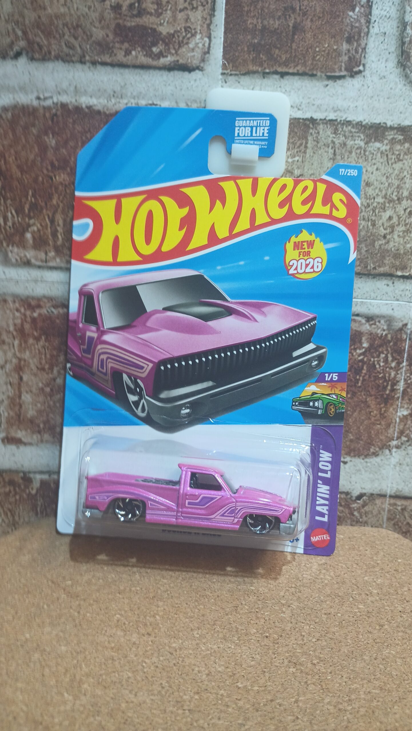 BOUNCE'N BASS BY HOT WHEELS