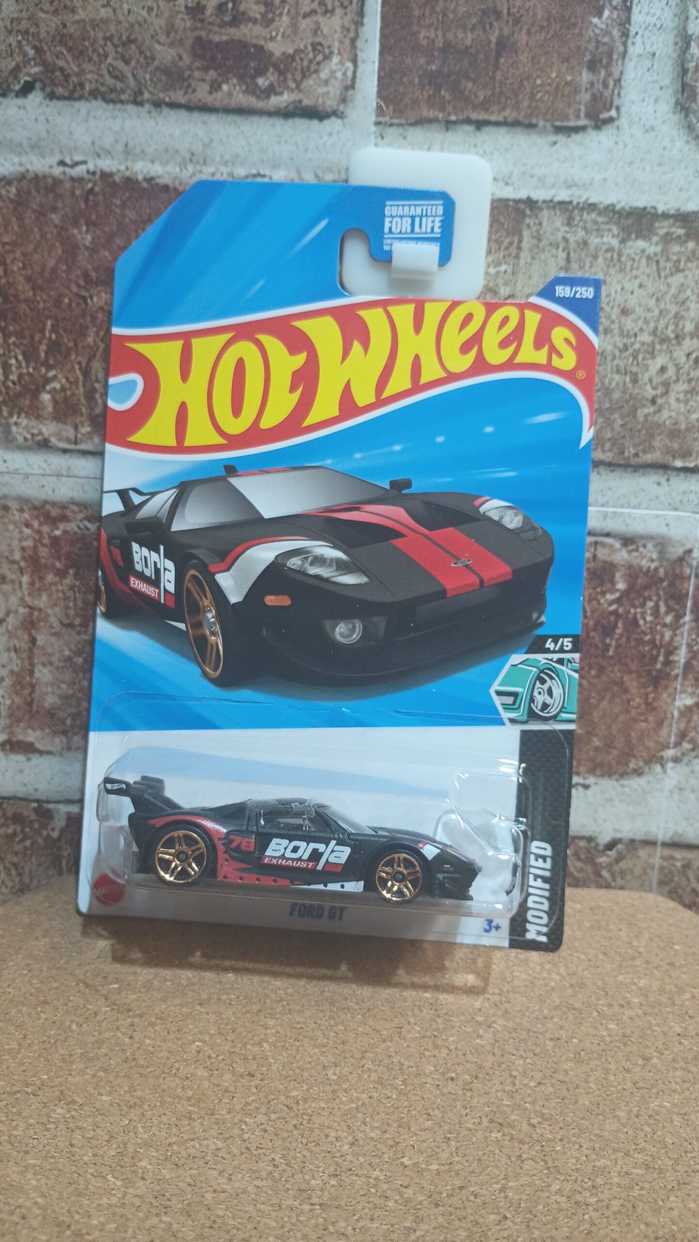 FORD GT BY HOT WHEELS