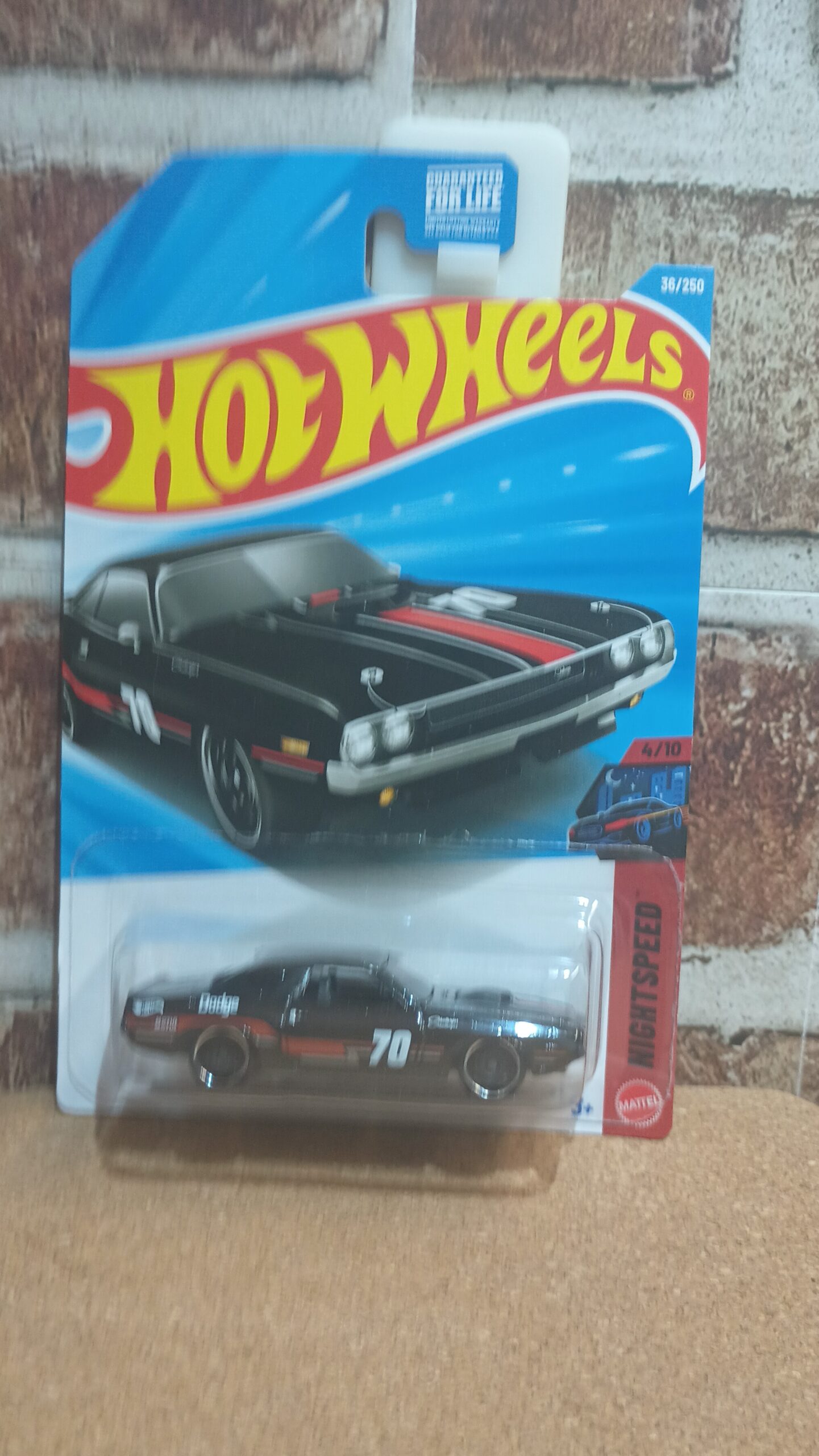 '70 DODGE HEMI CHALLENGER BY HOT WHEELS