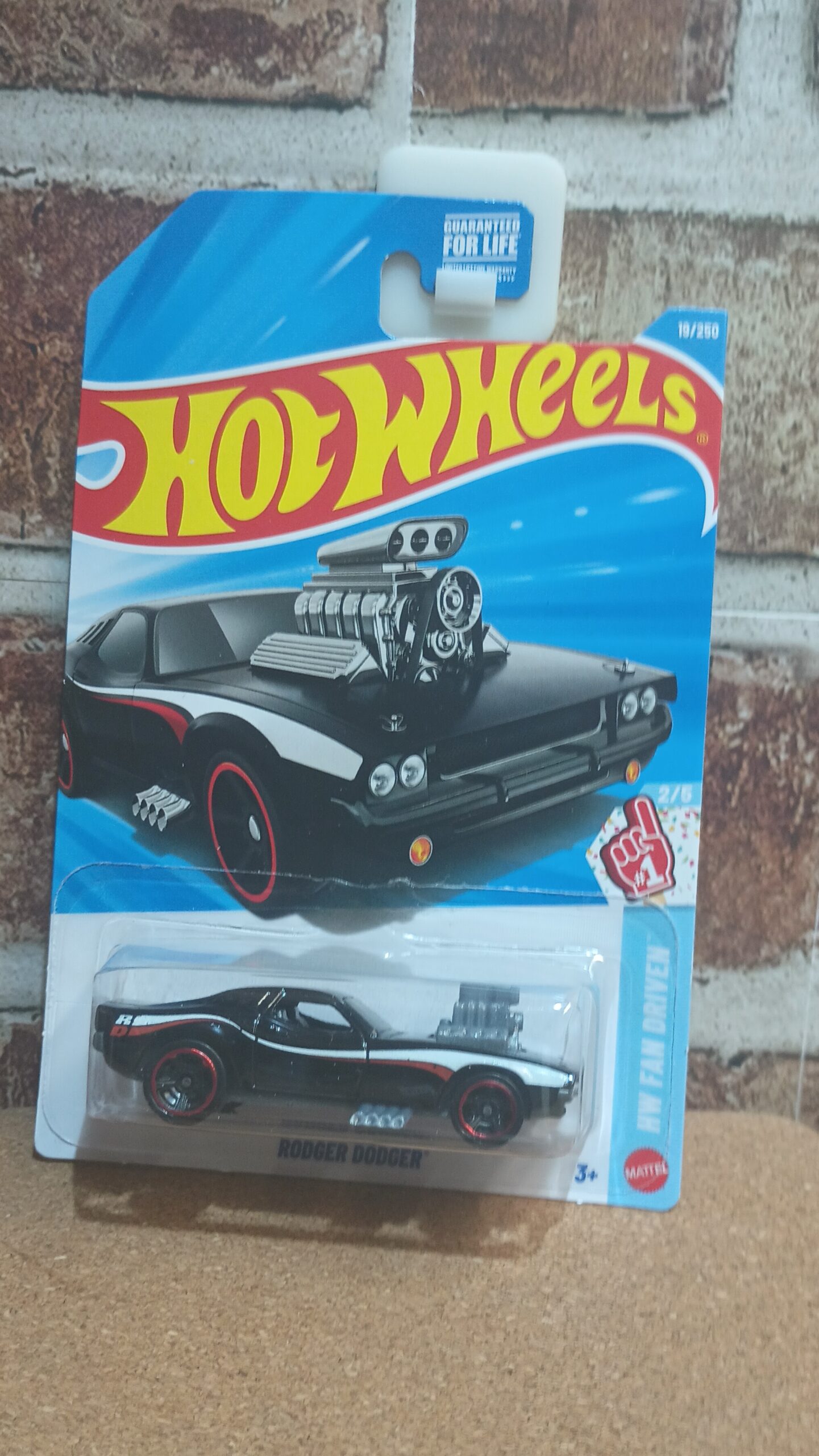 RODGER DODGER BY HOT WHEELS