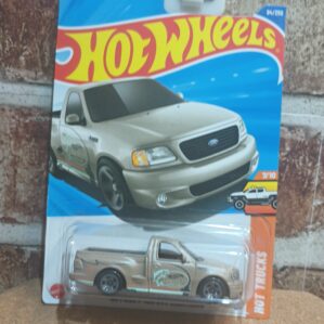 '99 FORD F-150 SVT LIGHTNING BY HOT WHEELS